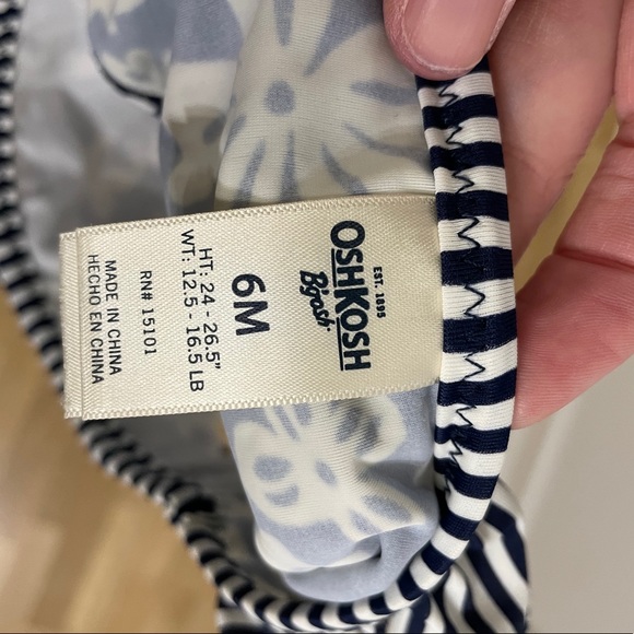 OshKosh BโGosh two piece bathing suit - Picture 3 of 4